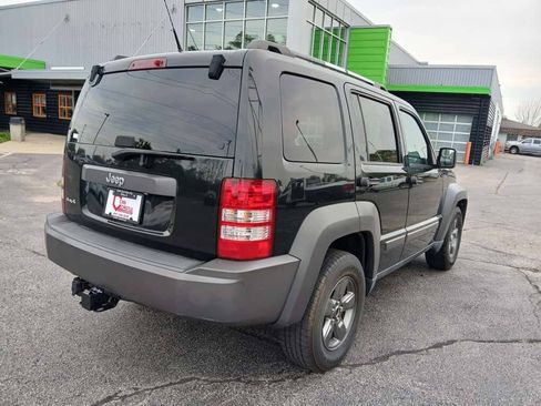 Used 2011 Jeep Liberty Renegade AWD/4WD image 6