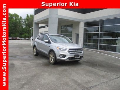 Used 2018 Ford Escape SE w/ SE Sync 3 Package