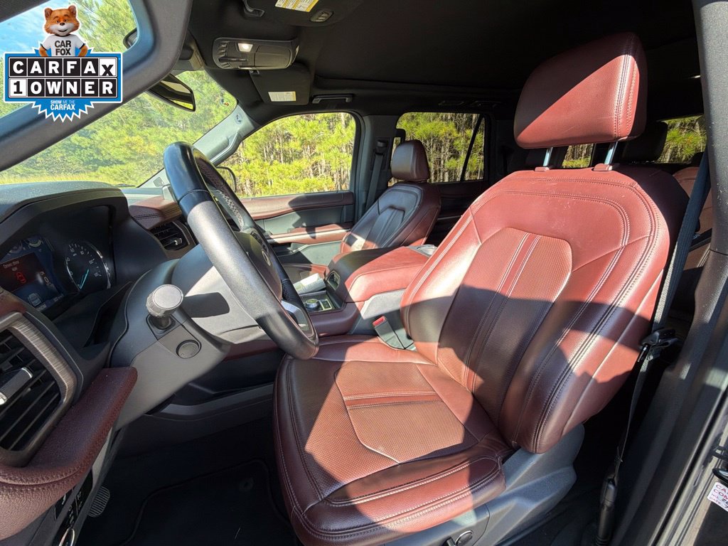 Used 2024 Ford Expedition Limited AWD/4WD image 11