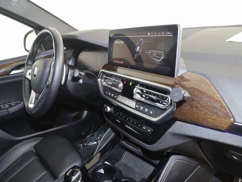 Used 2022 BMW X4 xDrive30i w/ Convenience Package image 45