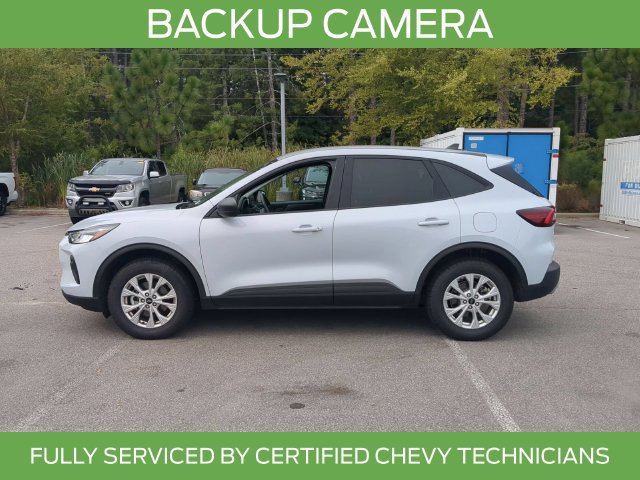 Used 2025 Ford Escape Active AWD/4WD image 9