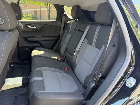 Used 2025 Chevrolet Blazer LT FWD image 29