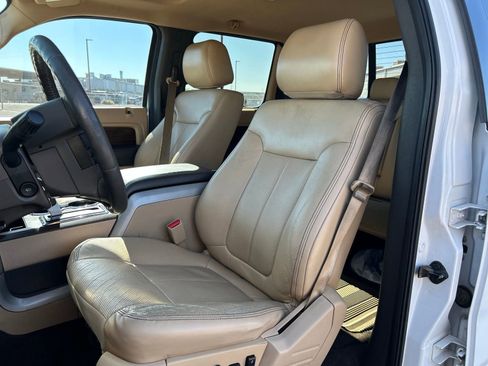 Used 2013 Ford F150 Lariat w/ Luxury Equipment Group image 15