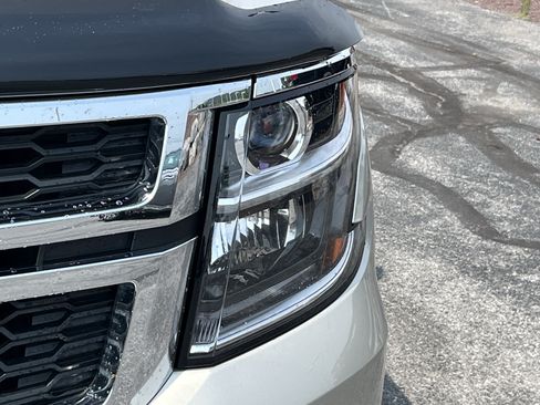 Used 2015 Chevrolet Tahoe LT w/ Luxury Package AWD/4WD image 15