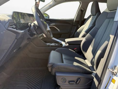 Used 2025 Audi Q5 Premium Plus w/ Premium Plus image 12