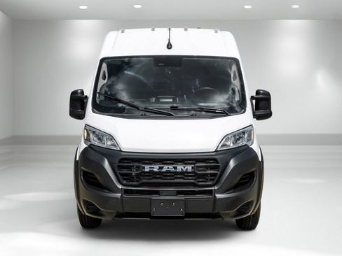 Used 2023 RAM ProMaster 2500 FWD image 4