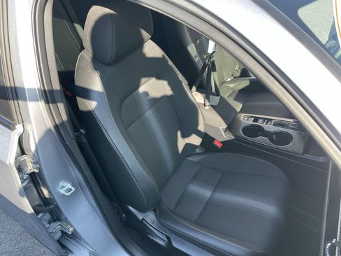 Used 2025 Honda Civic Sport image 39