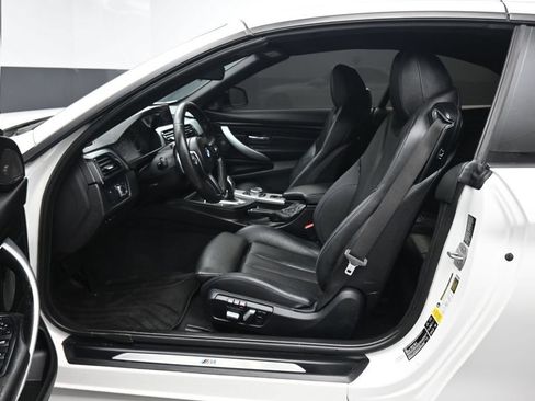Used 2016 BMW 435i xDrive Convertible AWD/4WD image 11