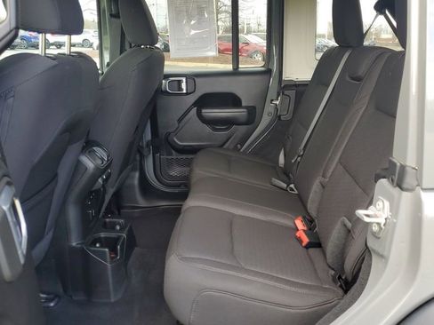 Used 2023 Jeep Wrangler Unlimited Sport AWD/4WD image 24