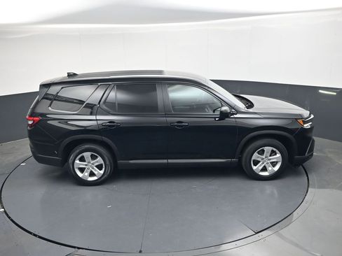 Used 2023 Honda Pilot LX image 26