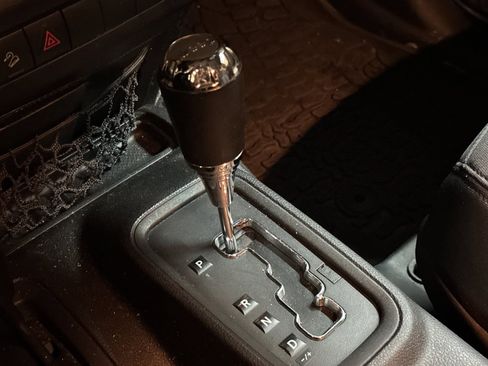 Used 2015 Jeep Wrangler Unlimited Sport w/ Quick Order Package 24S image 19