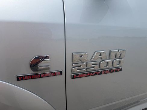 Used 2017 RAM 2500 Laramie w/ Snow Chief Group AWD/4WD image 11