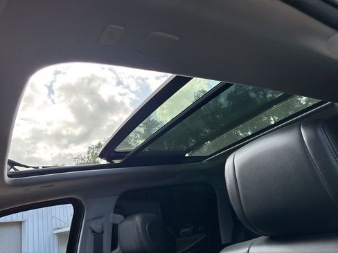 Used 2022 Toyota Tundra Limited w/ TRD Off-Road Package image 6