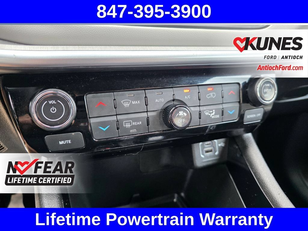 Used 2025 Jeep Compass Limited AWD/4WD image 48