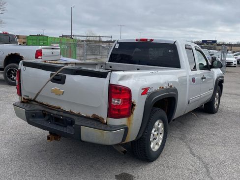 Used 2010 Chevrolet Silverado 1500 LT w/ Power Pack Plus AWD/4WD image 7