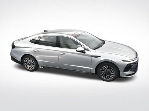 Used 2024 Hyundai Sonata Limited FWD image 29