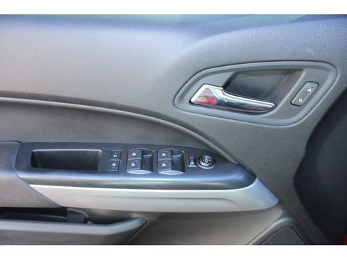 Used 2019 Chevrolet Colorado ZR2 w/ ZR2 Dusk Special Edition image 18