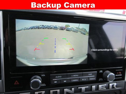 Used 2025 Nissan Frontier SV w/ SV Convenience Package RWD image 16