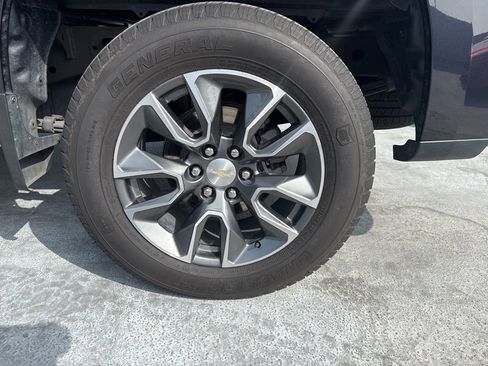 Used 2023 Chevrolet Silverado 1500 LT RWD image 7