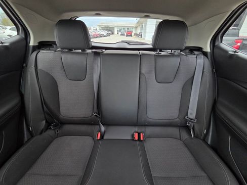 Used 2024 Buick Encore GX Preferred image 28