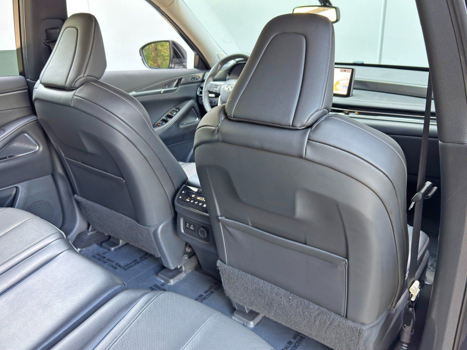 Used 2022 INFINITI QX60 Luxe w/ Performance Audio Package FWD image 38