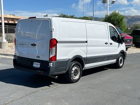 Used 2022 Ford Transit 150 Low Roof RWD image 7
