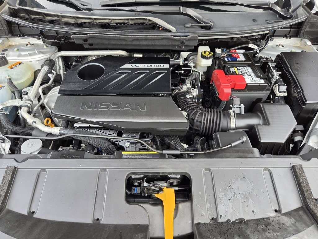 Used 2024 Nissan Rogue SV AWD/4WD image 30