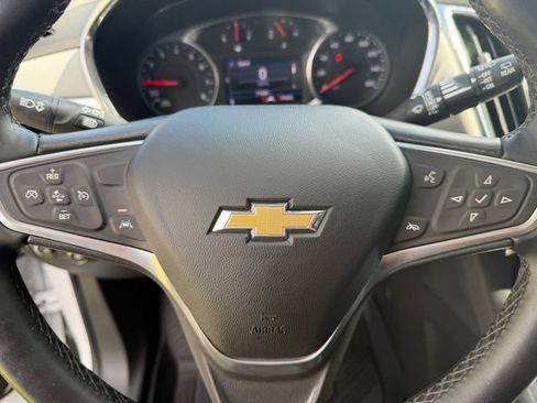Used 2023 Chevrolet Equinox LT w/ Driver Convenience Package AWD/4WD image 22