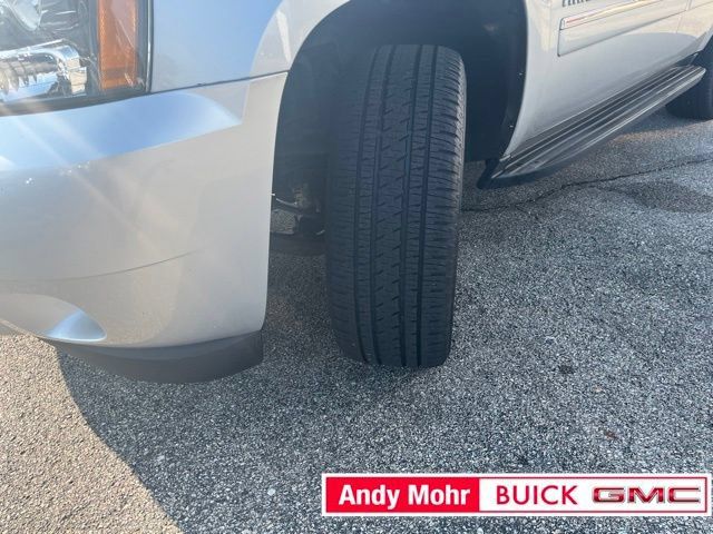 Used 2014 Chevrolet Tahoe LTZ AWD/4WD image 17