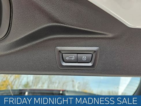 New 2026 BMW X5 xDrive50e image 25