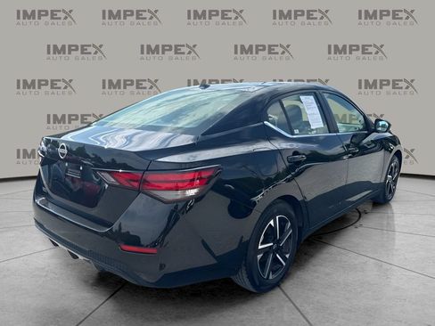 Used 2025 Nissan Sentra SV FWD image 3