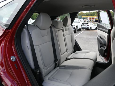 New 2026 Hyundai Tucson SE image 27