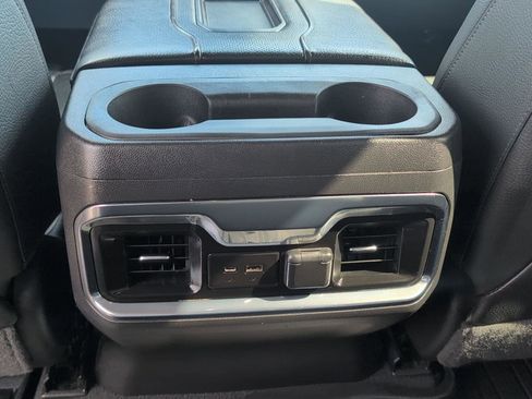 Used 2021 GMC Sierra 1500 Denali w/ Denali Premium Package image 16