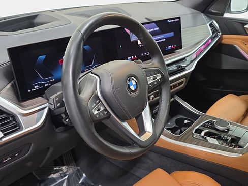 Certified 2024 BMW X5 xDrive40i w/ Premium Package AWD/4WD image 12