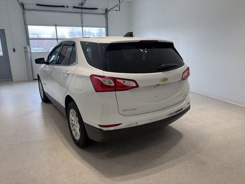 Certified 2019 Chevrolet Equinox LT w/ Driver Convenience Package image 4