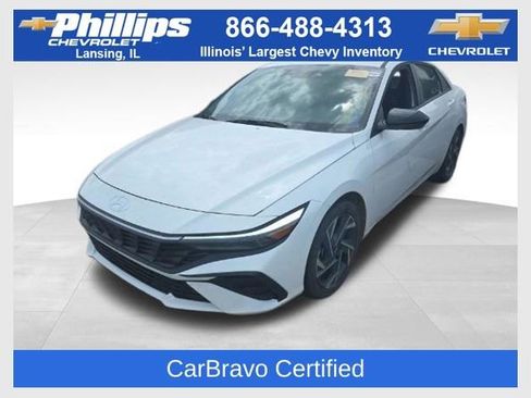 Used 2025 Hyundai Elantra Sport FWD image 1