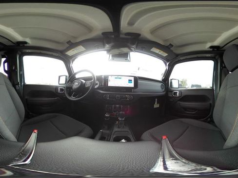 New 2026 Jeep Gladiator Willys image 10