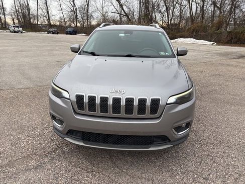 Used 2019 Jeep Cherokee Limited image 8