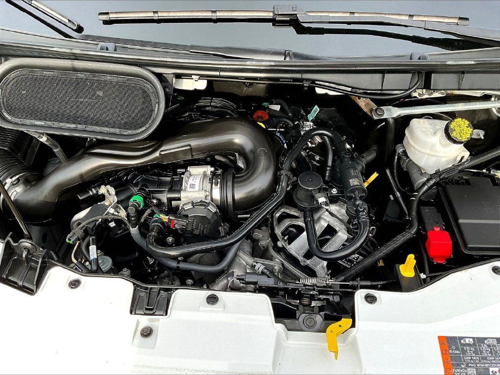 Used 2025 Ford Transit 250 148 High Roof Extended RWD image 29