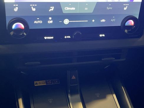 New 2026 Toyota C-HR AWD/4WD image 19