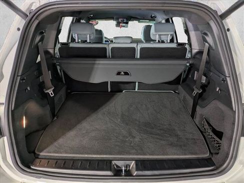 Used 2026 Mercedes-Benz GLB 250 image 10