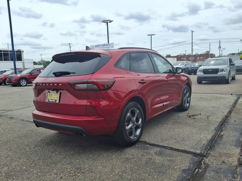 Certified 2024 Ford Escape ST-Line w/ Tech Pack #1 FWD image 6