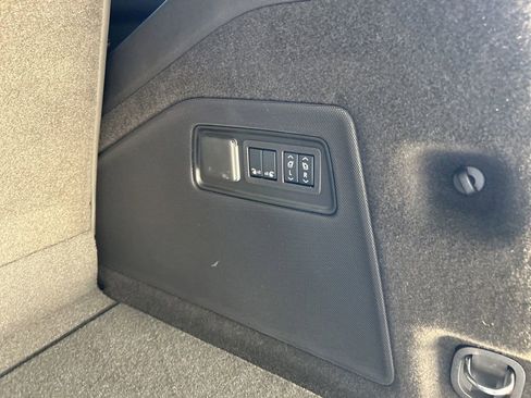 Used 2026 Cadillac Escalade Sport image 41