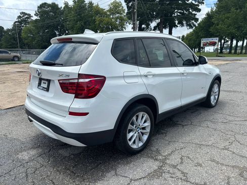 Used 2017 BMW X3 sDrive28i RWD image 5