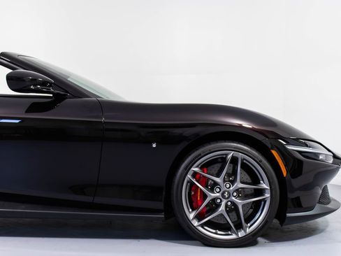 Certified 2025 Ferrari Roma Spider RWD image 16