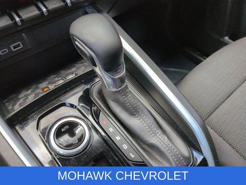 Certified 2023 Chevrolet Colorado LT w/ LT Convenience Package II AWD/4WD image 17