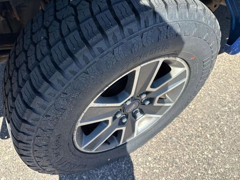 Used 2015 Ford F150 XLT w/ Equipment Group 302A Luxury AWD/4WD image 31