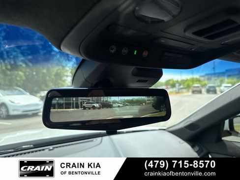 Used 2019 Cadillac CTS V w/ Carbon Fiber Package RWD image 18