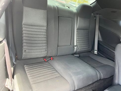 Used 2012 Dodge Challenger R/T image 15