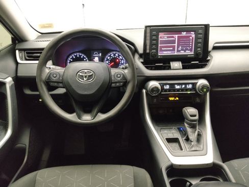 Used 2020 Toyota RAV4 XLE w/ Convenience Package image 22